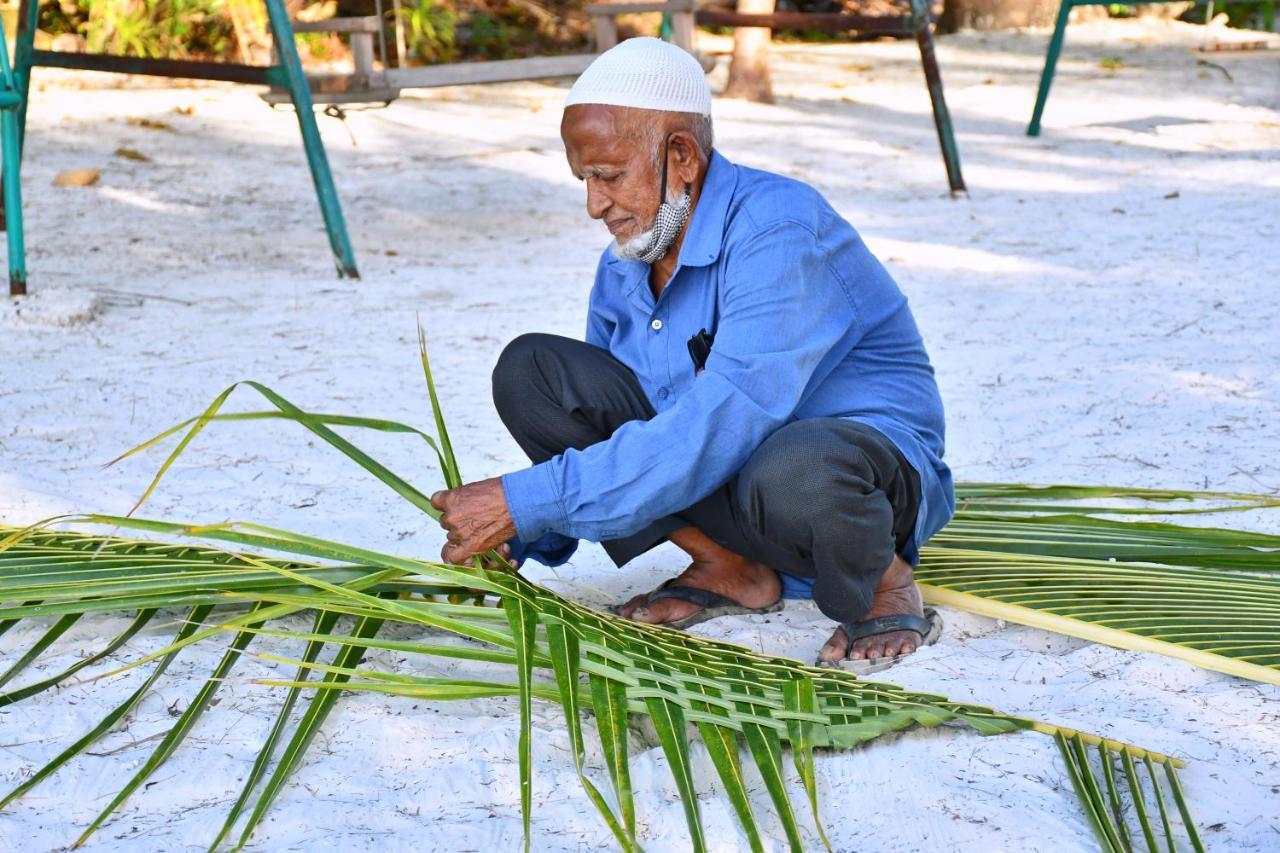 Charming Holiday Lodge- Addu Atoll Meedhoo, Maldives Ngoại thất bức ảnh