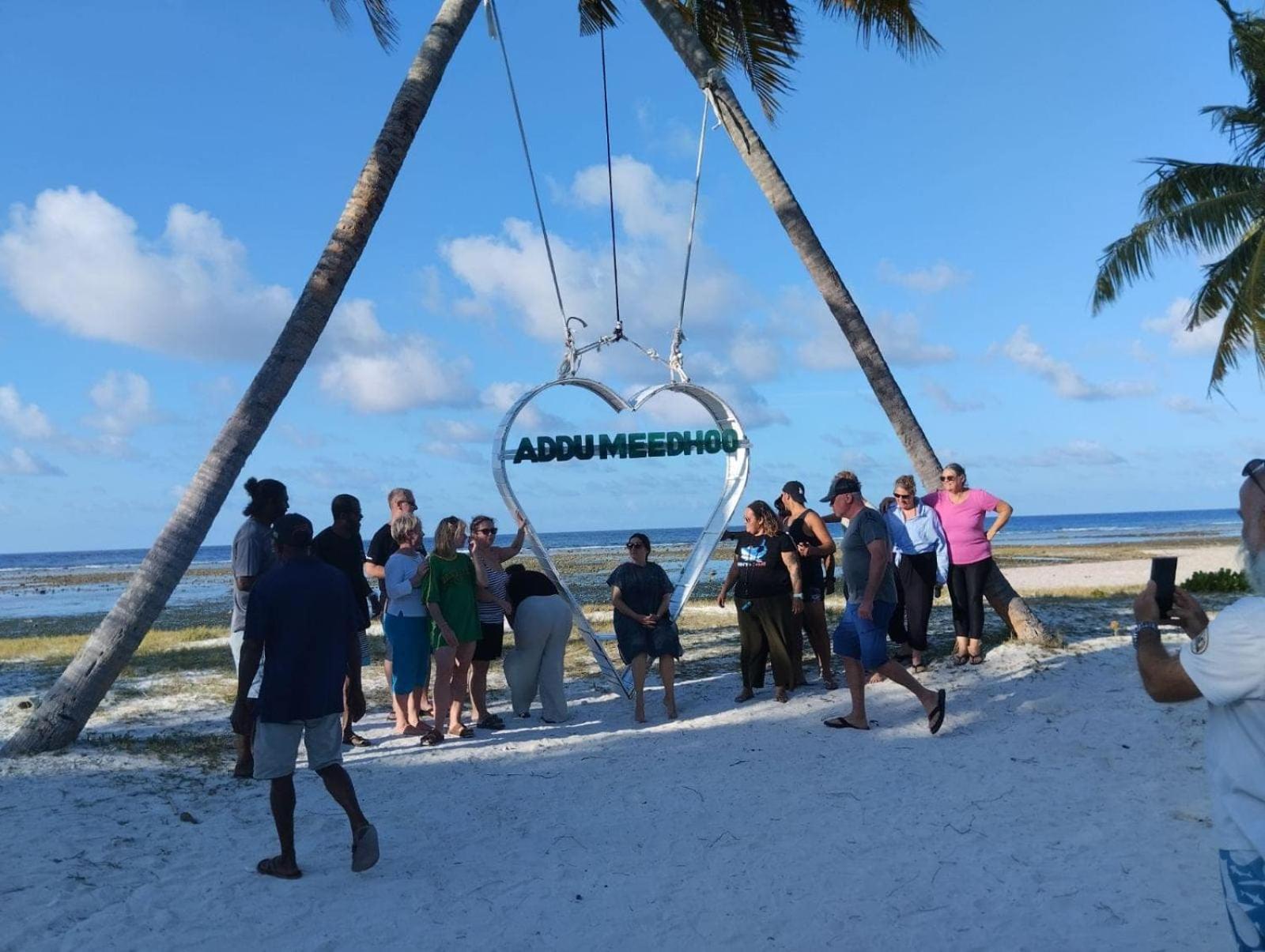 Charming Holiday Lodge- Addu Atoll Meedhoo, Maldives Ngoại thất bức ảnh