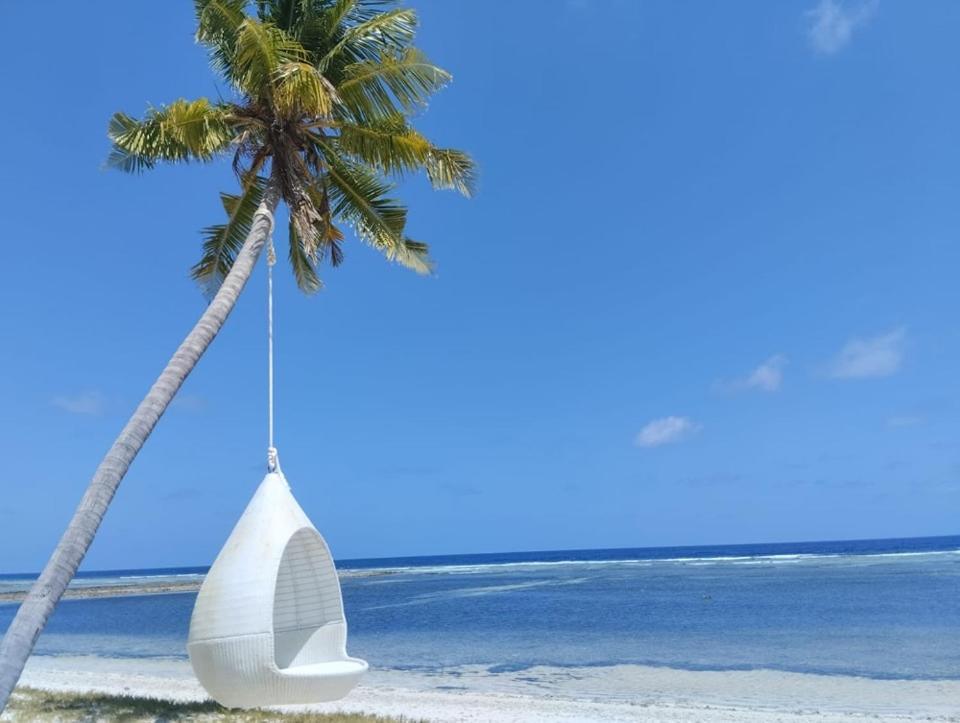 Charming Holiday Lodge- Addu Atoll Meedhoo, Maldives Ngoại thất bức ảnh