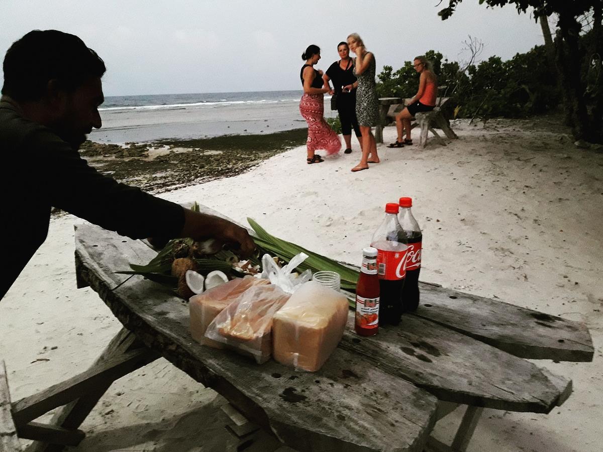 Charming Holiday Lodge- Addu Atoll Meedhoo, Maldives Ngoại thất bức ảnh
