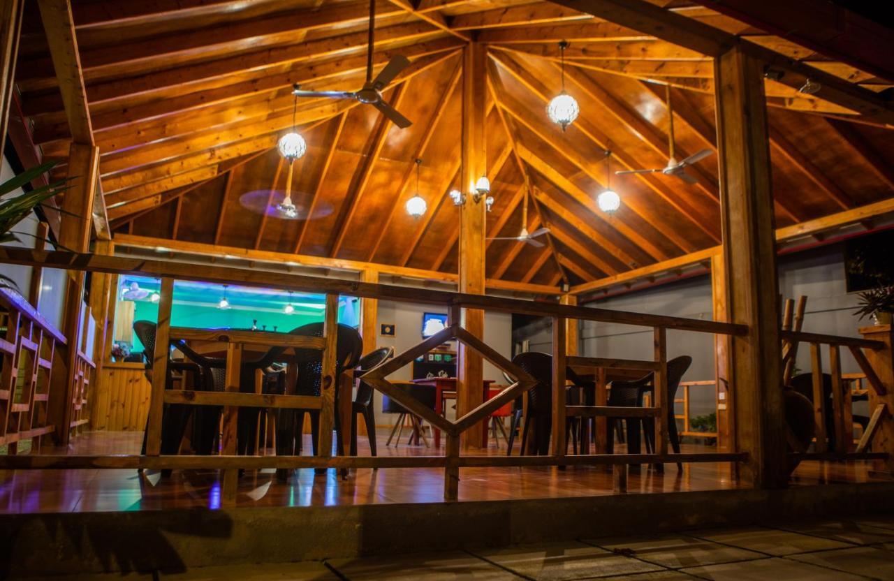 Charming Holiday Lodge- Addu Atoll Meedhoo, Maldives Ngoại thất bức ảnh